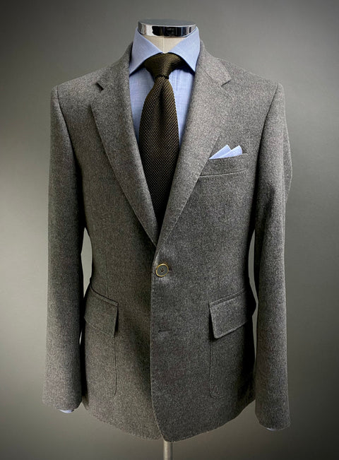 Pure Cashmere (Ing LORO PIANA & C.) Doeskin Grey Blazer.